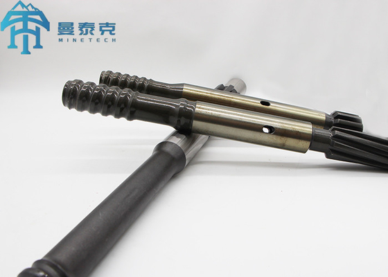 COP1838 T38 Adaptateur de tige filetée pour forage souterrain