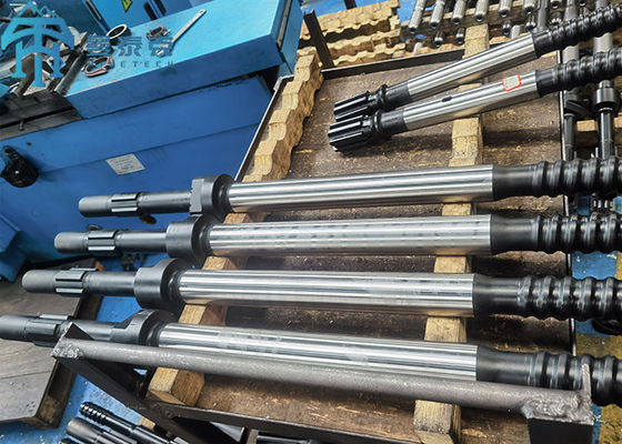 Adaptateur de tige en acier à haute teneur en carbone HLX5 T38 575 mm avec des performances fiables