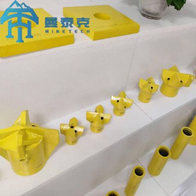 R32 Hot - Dip Galvanized Self Drilling Anchor For Slope Stabilization