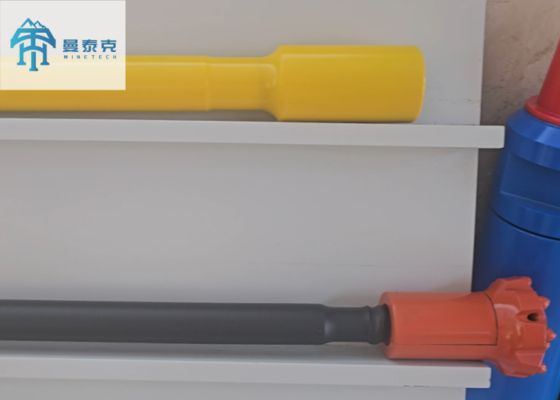 T45 Outils de forage de roche d'extension pour l'exploitation minière souterraine de 3 m 6 m de longueur et de 10% de pénétration supérieure en acier allié 23CrNi3Mo